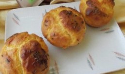 Briose cu cascaval sofia si chimen