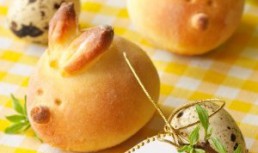 Chifle umplute cu branza pentru Paste