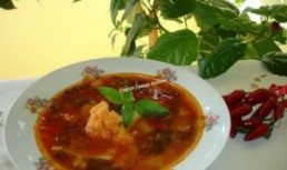 Ciorbă de legume cu conopidă