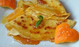 Clatite caramelizate cu portocale