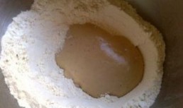 Cornuri cu crema delicioasa