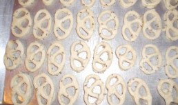 Covrigei de post cu branza de soia