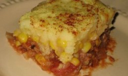 Cowboy Pie - placinta cu carne si porumb