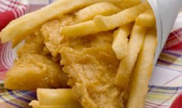 Fish and Chips (peste prajit cu cartofi)
