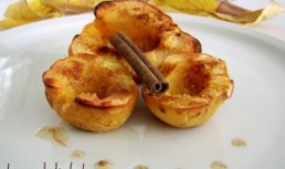 Gutui coapte cu scortisoara