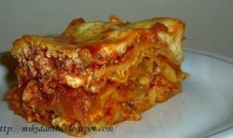 Lasagna cu sos ragu si ciuperci