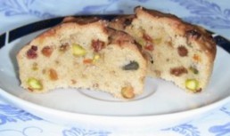 Muffin cu fructe uscate si nuci