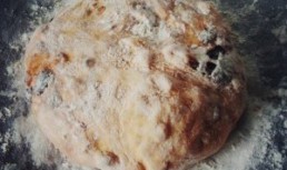 Paine de morcovi si nuci