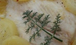 Pangasius și cartofi la cuptor