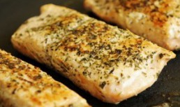 Peste mediteranean la gratar