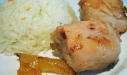 Piept de pui cu ghimbir, lamaie si miere