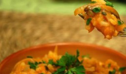 Pilaf cu pasta de bulion
