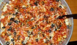 Pizza cu felii de paine