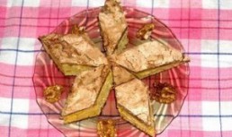 Prajitura cu dulceata de caise