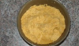Pralin de alune de padure si mousse de pralin