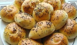 Pufi-chifle cu apa minerala