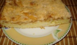 Pufoasa cu mere si biscuiti