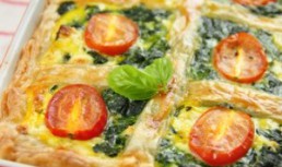 Quiche cu spanac si rosii