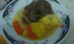Rasol de vaca cu legume