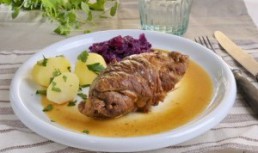 Rulada de carne de vita cu gorgonzola