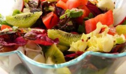 Salata cu loboda si kiwi