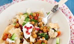 Salata indiana aromata cu rodie