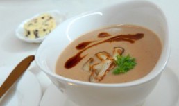Supa crema de castane