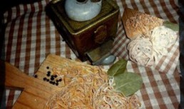 Taiateti de casa picanti