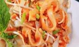 Taitei cu legume in lapte de cocos