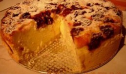 Tarta cu branza dulce si visine