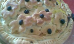 Tarta cu branza si stafide