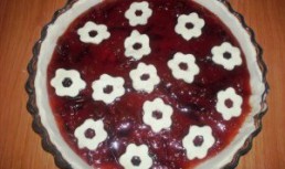 Tarta cu dulceata