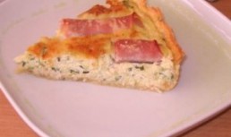 Tarta cu sunca si zucchini