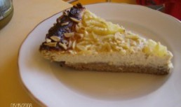Tarta sanatoasa cu branza de vaci