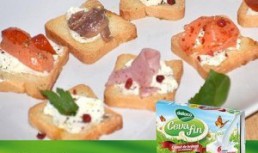 Tartine colorate cu crema de branza