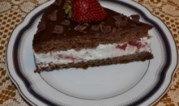 Tort cu capsuni si crema mascarpone