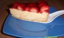 Tort cu capsuni simplu si bun