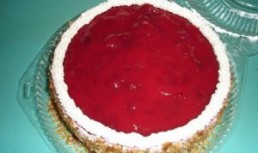 Tort cu visine si migdale