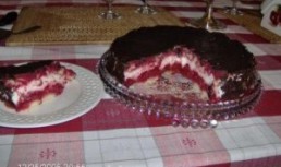 Tort cu zmeura
