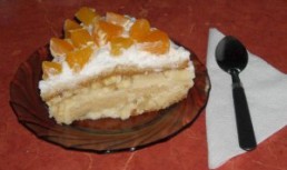 Tort de fructe cu vanilie