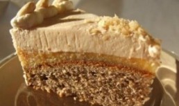 Tort de gutui cu crema de vin