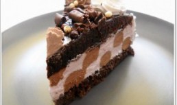 Tort sah cu crema de iaurt