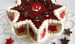 Tort steluta cu crema de visine si ciocolata