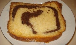 Cozonac Cu Crema De Cacao, Nuci, Stafide Si Mac