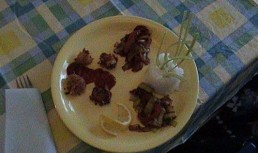 Creveti in usturoi cu garnitura de ardei