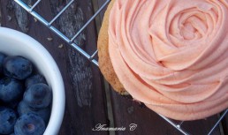 Cupcakes Cu Champagne Butter Cream