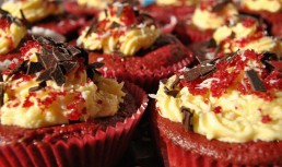 Cupcakes veludo vermelho de Natal