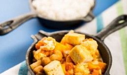 Curry de naut si tofu la slow cooker Crock-Pot