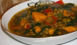 Dahl cu cartofi dulci, spanac si linte verde