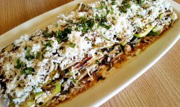 Dovlecei la gratar cu telemea si menta